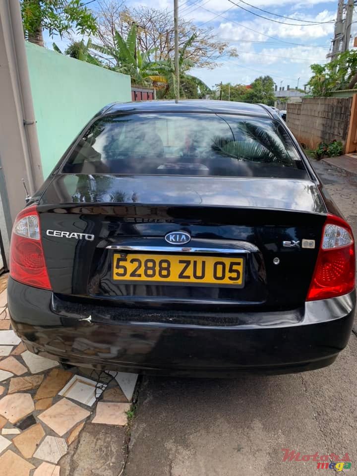 2005' Kia Cerato photo #2