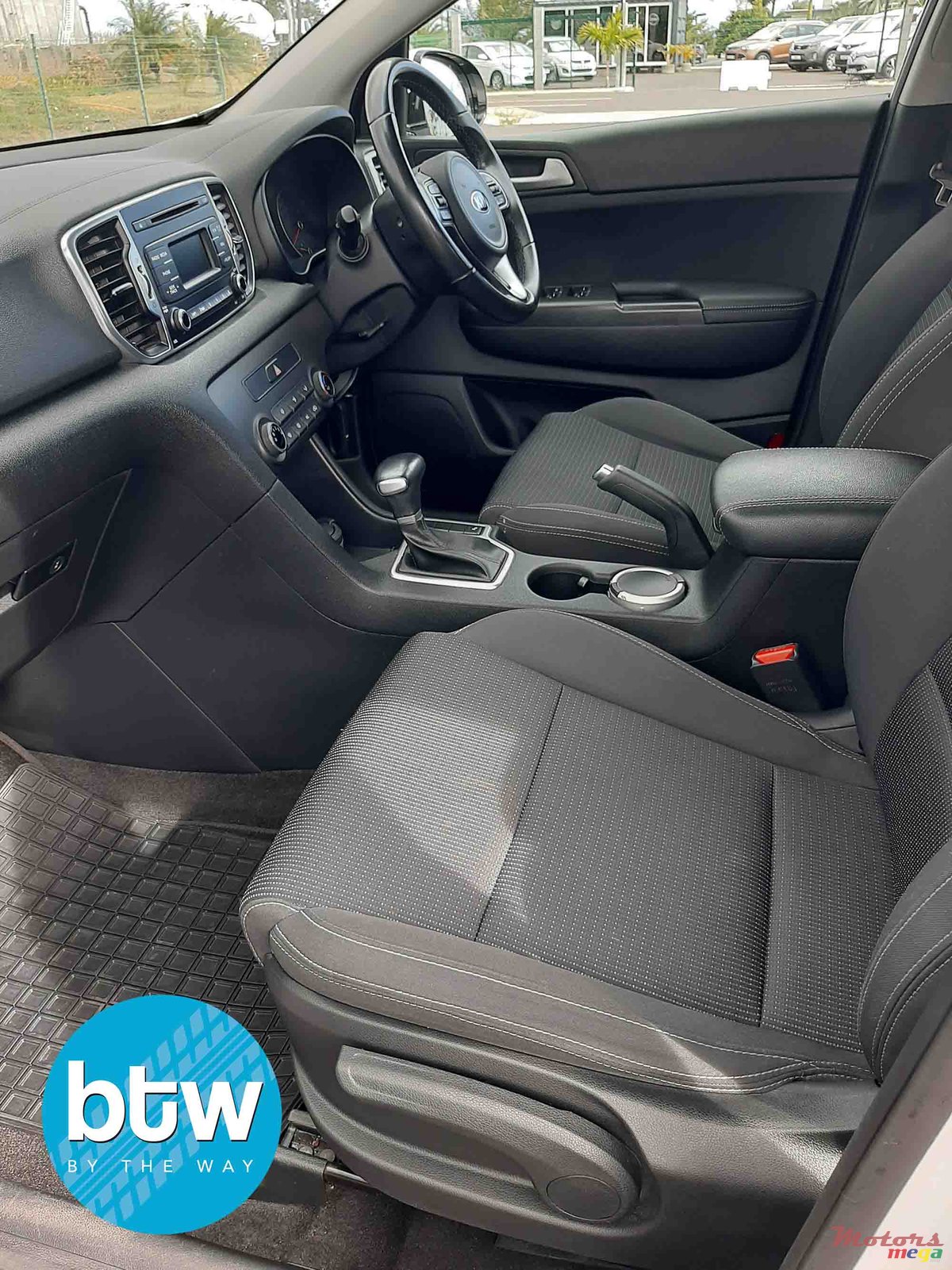 2017' Kia Sportage photo #5