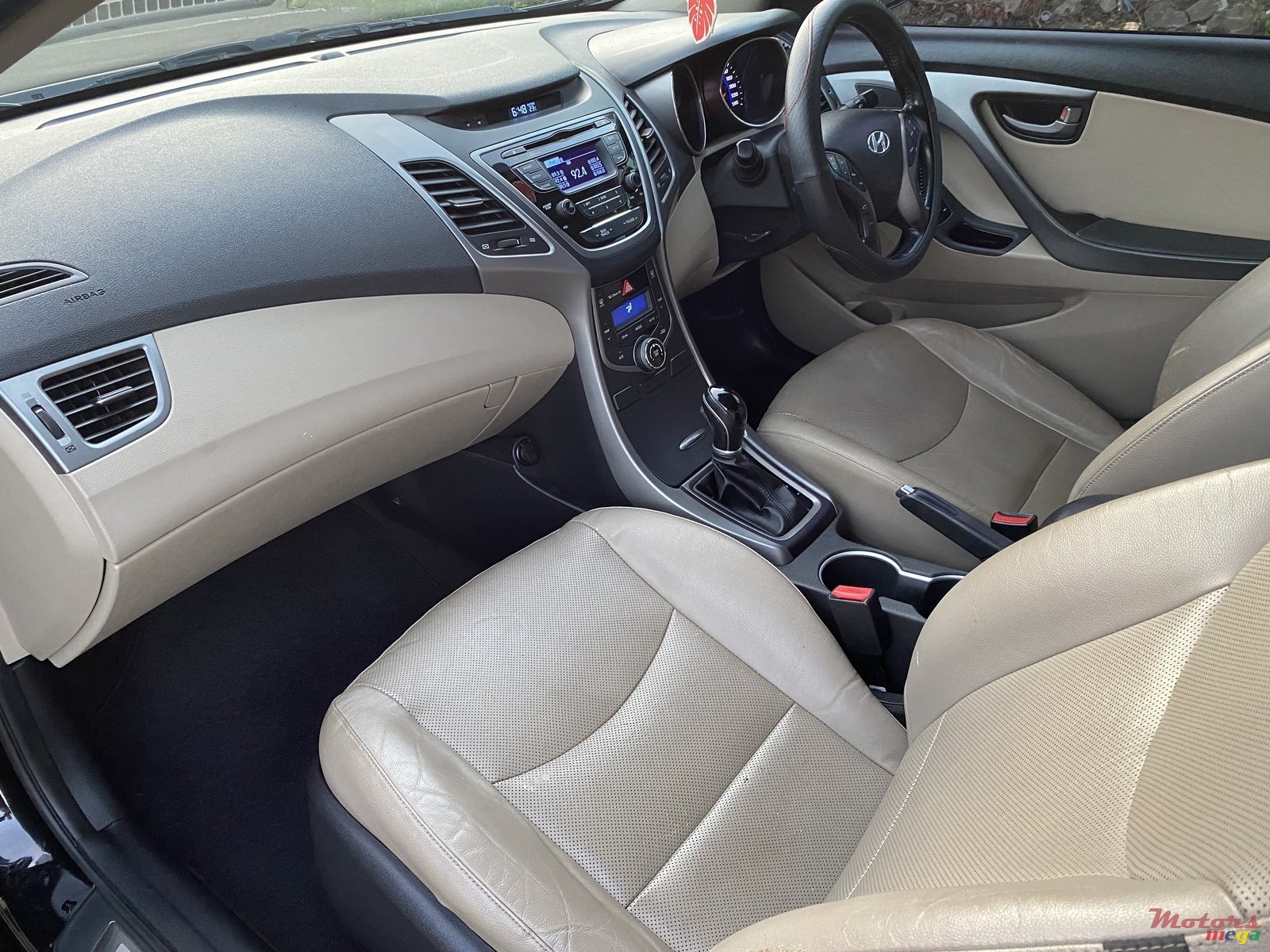 2014' Hyundai Elantra GLS photo #7