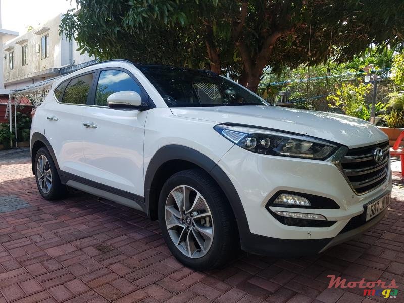 2018' Hyundai Tucson photo #2