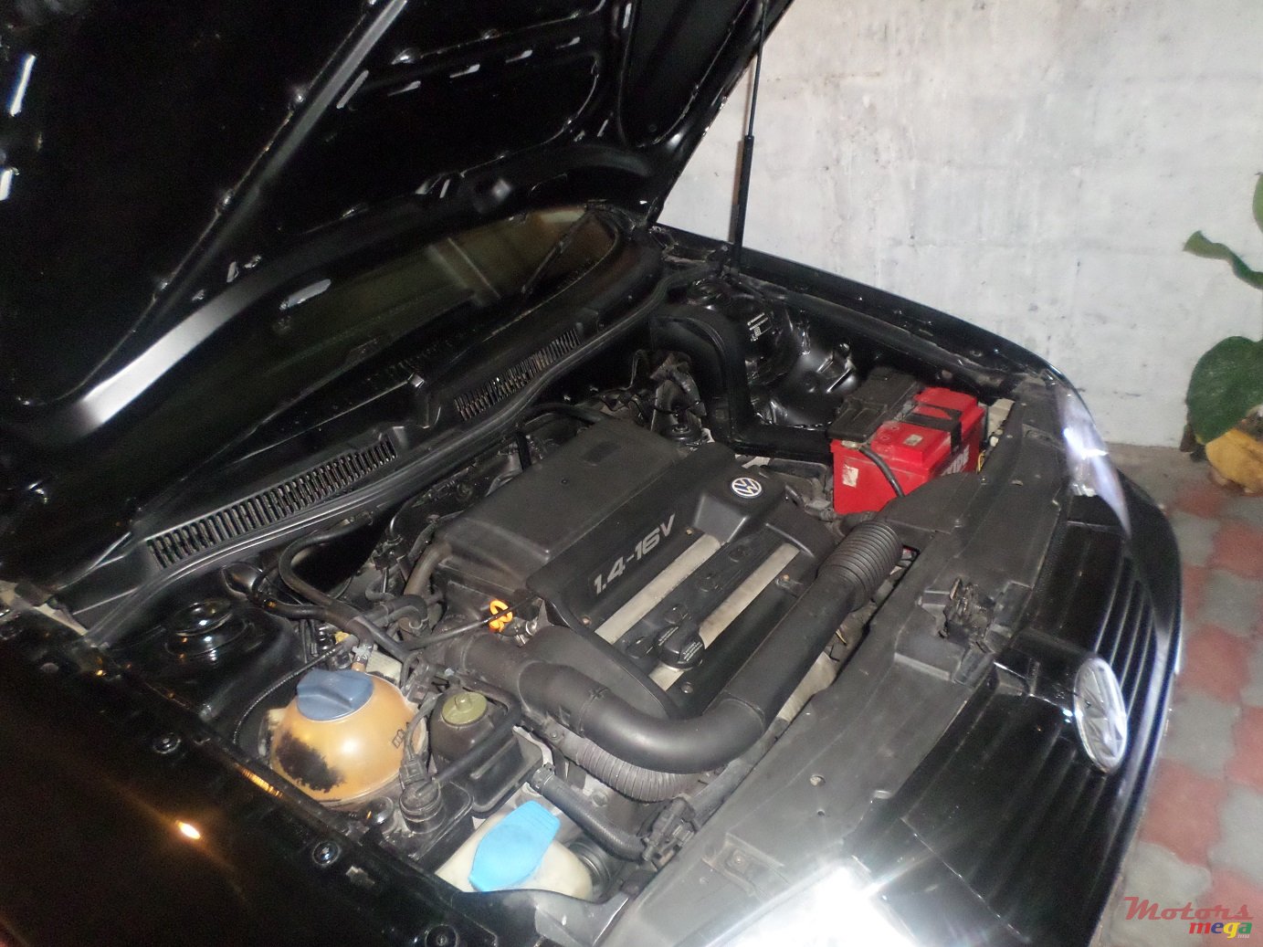 2001' Volkswagen Bora Reconditioned photo #8