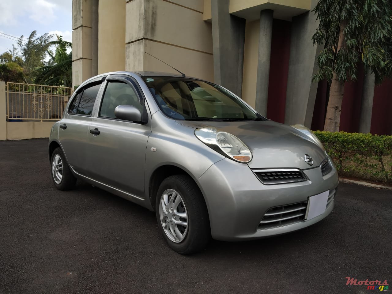 2010' Nissan March photo #1