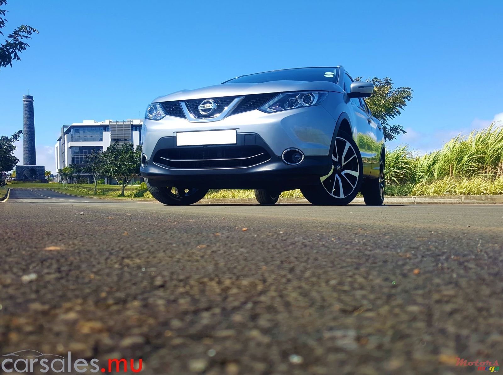 2015' Nissan Qashqai 1.6 dci Tekna photo #1