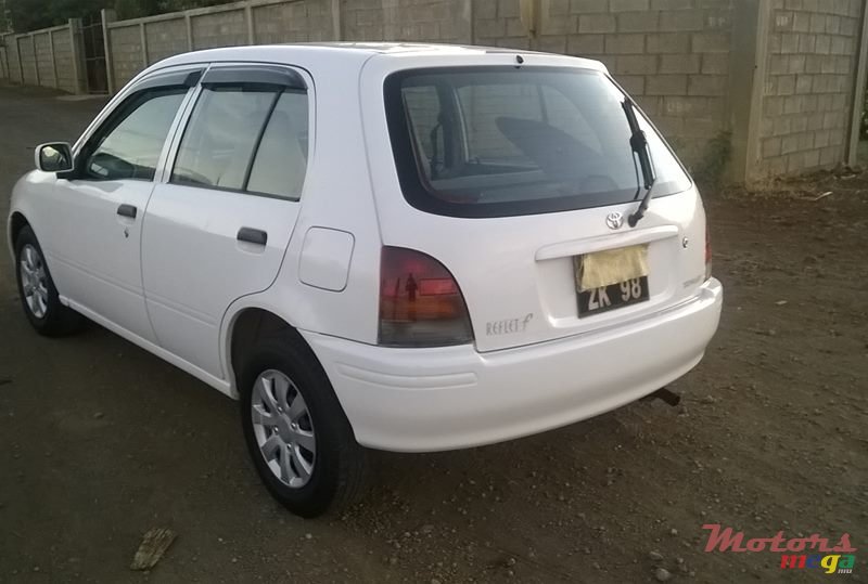 1998' Toyota Starlet photo #3