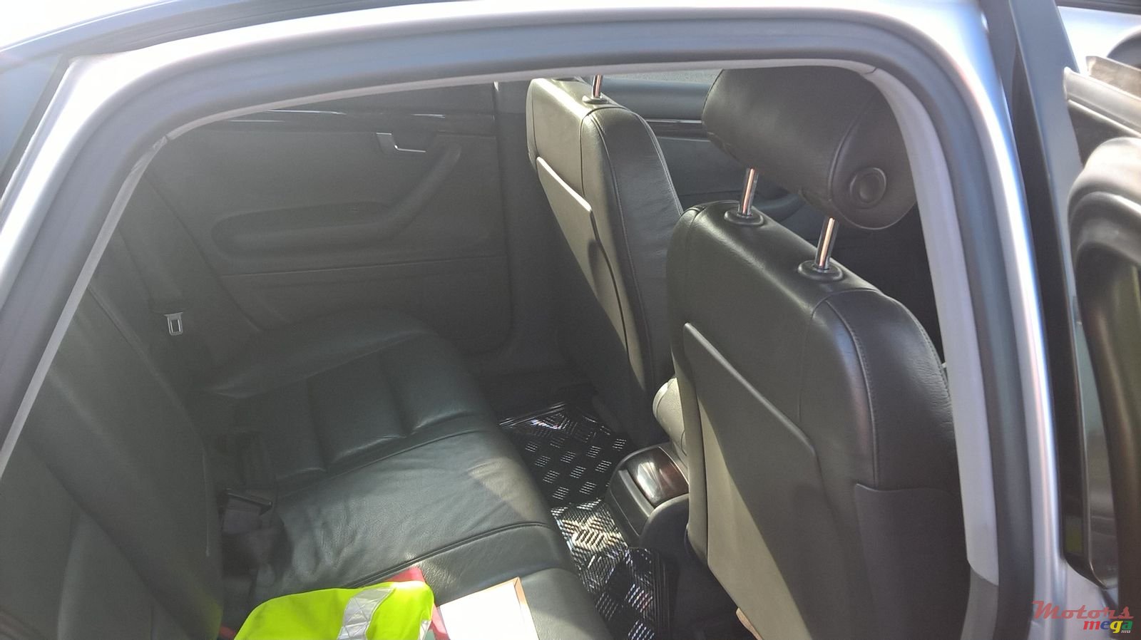 2001' Audi A4 Sedan MODEL B6 photo #6