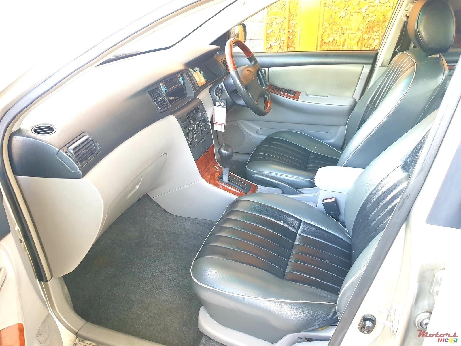 2001' Toyota Corolla photo #5