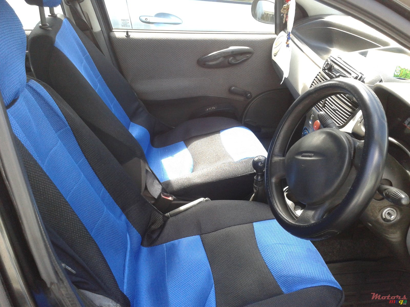 2002' Fiat Punto photo #3