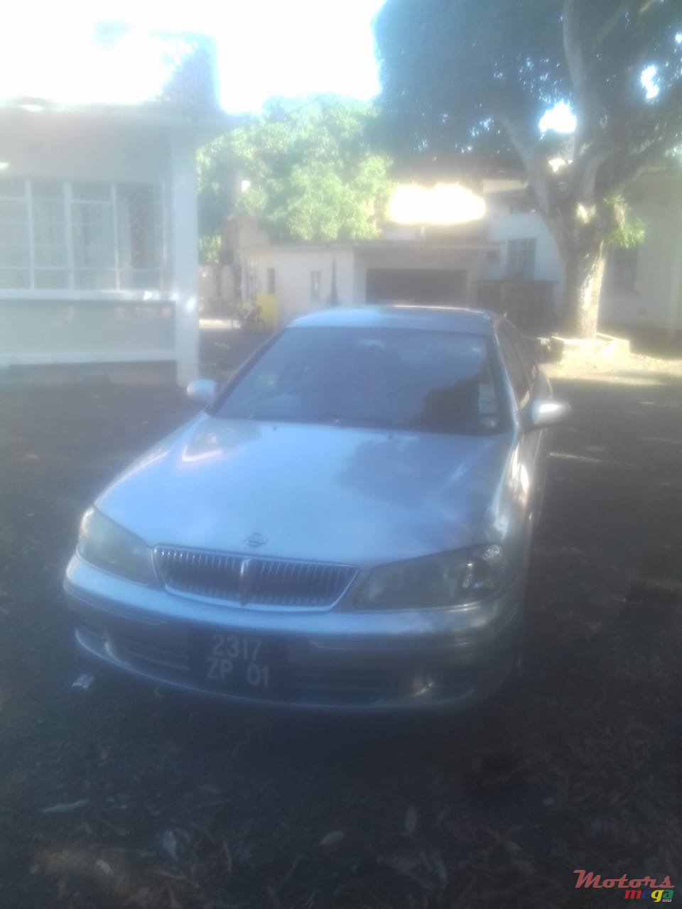 2001' Nissan Sunny photo #2