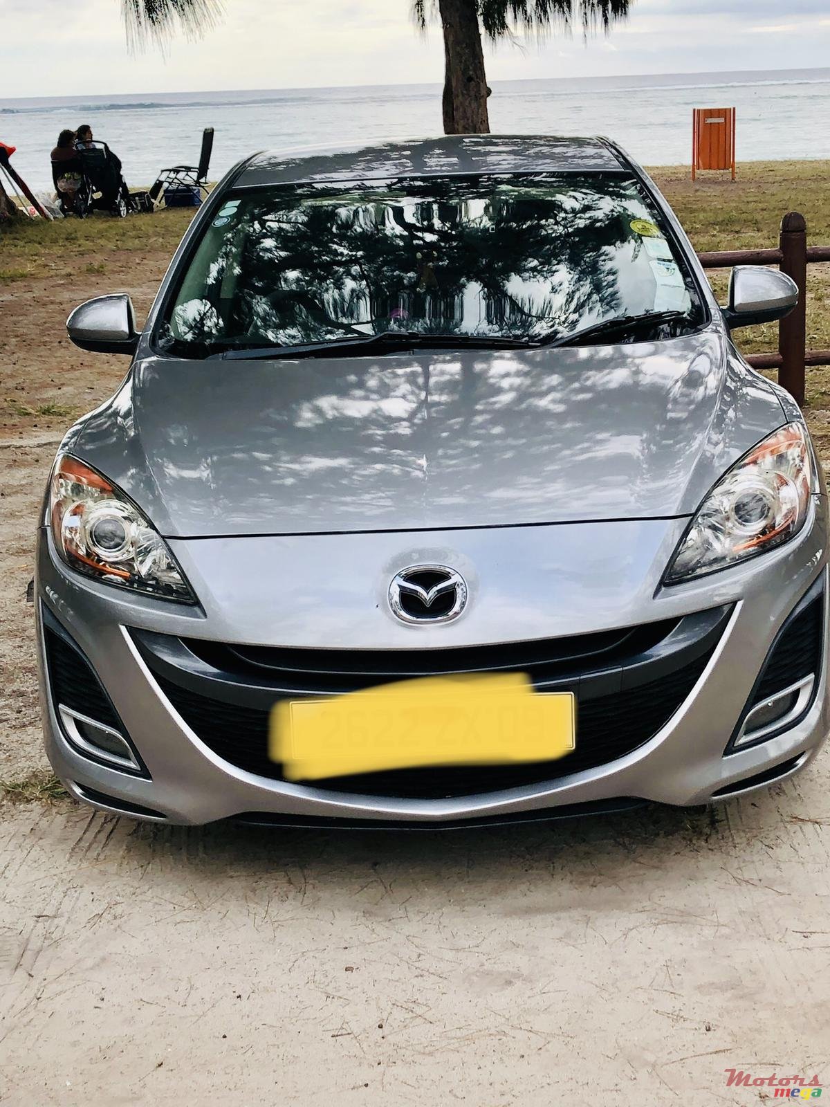 2009' Mazda Axela photo #1