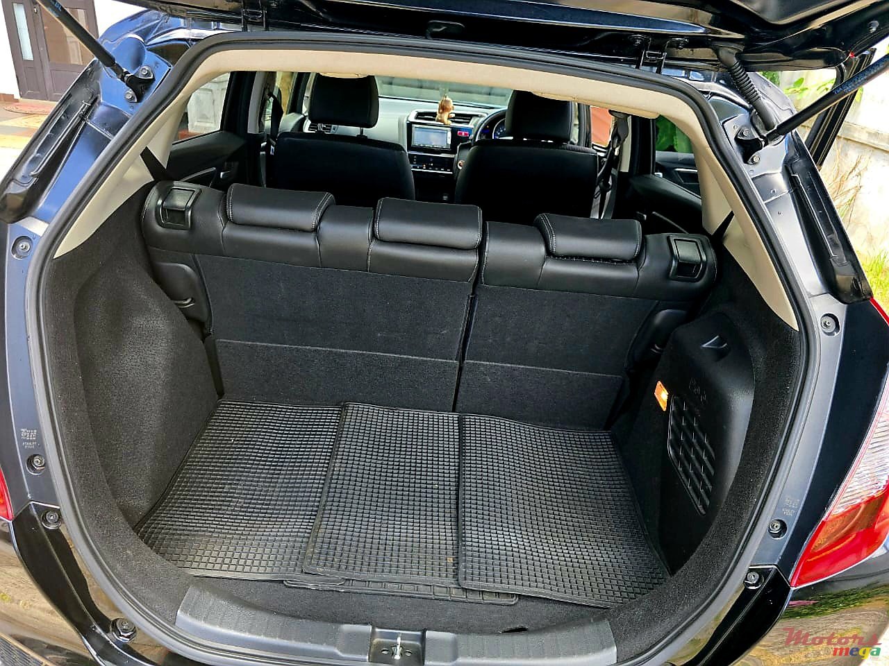 2015' Honda Fit photo #2