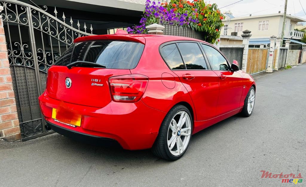 2011' BMW 116 photo #5