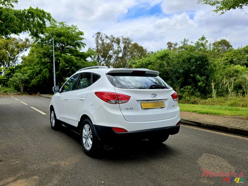 2015' Hyundai ix35 Turbo Diesel Manual photo #1