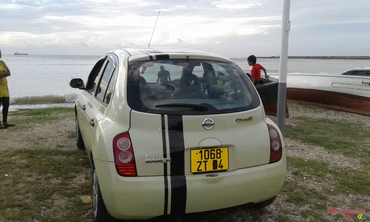 2004' Nissan March photo #3