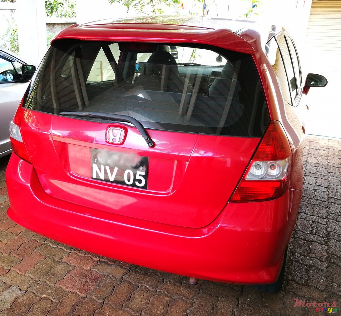 2005' Honda Jazz photo #3