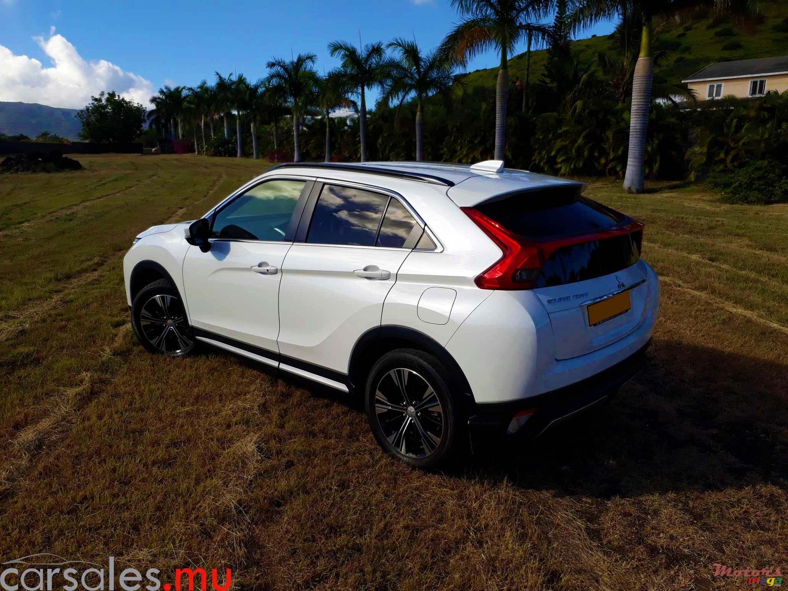 2019' Mitsubishi Eclipse Cross 2.0T photo #3