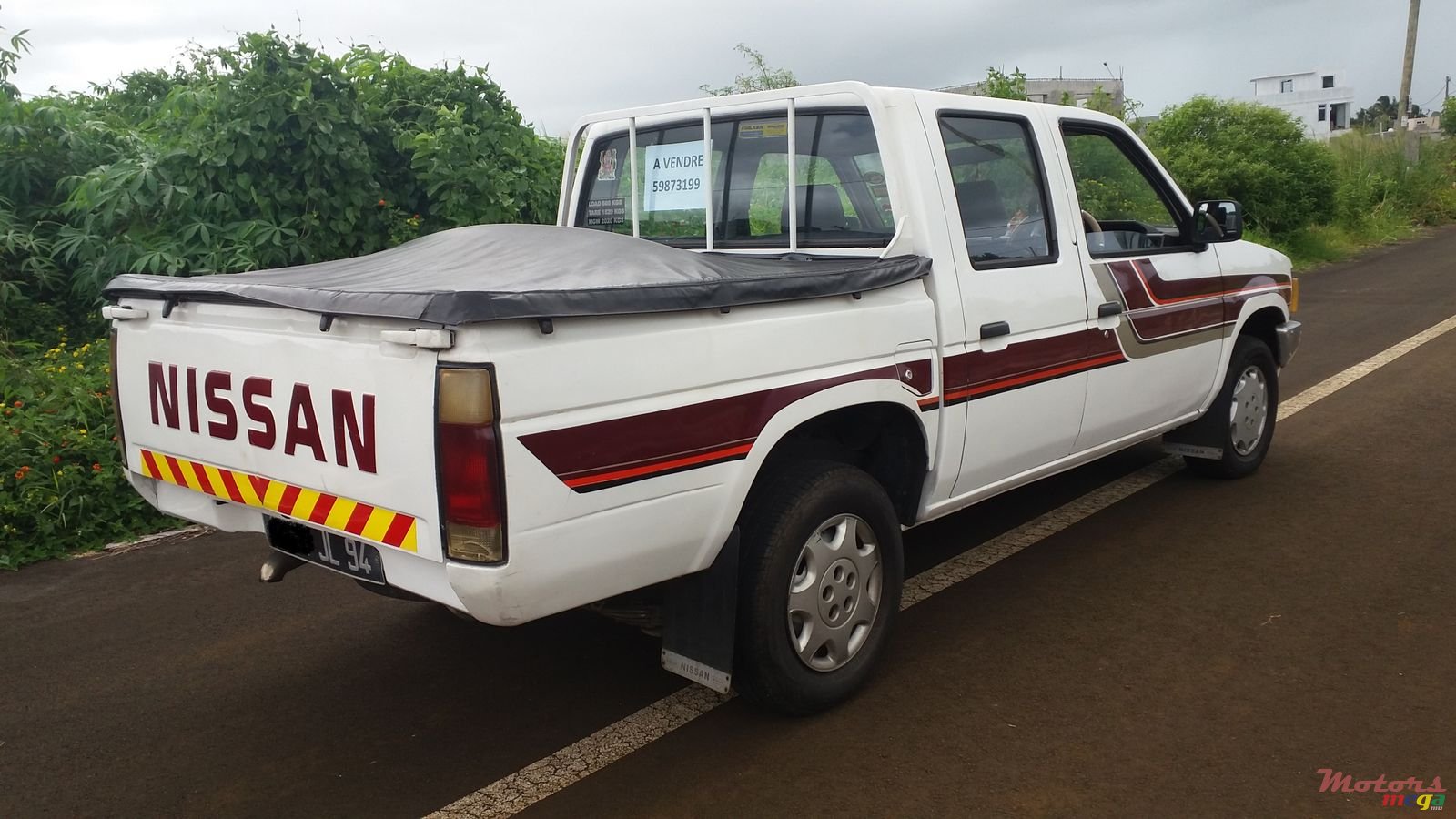 1994' Nissan photo #4