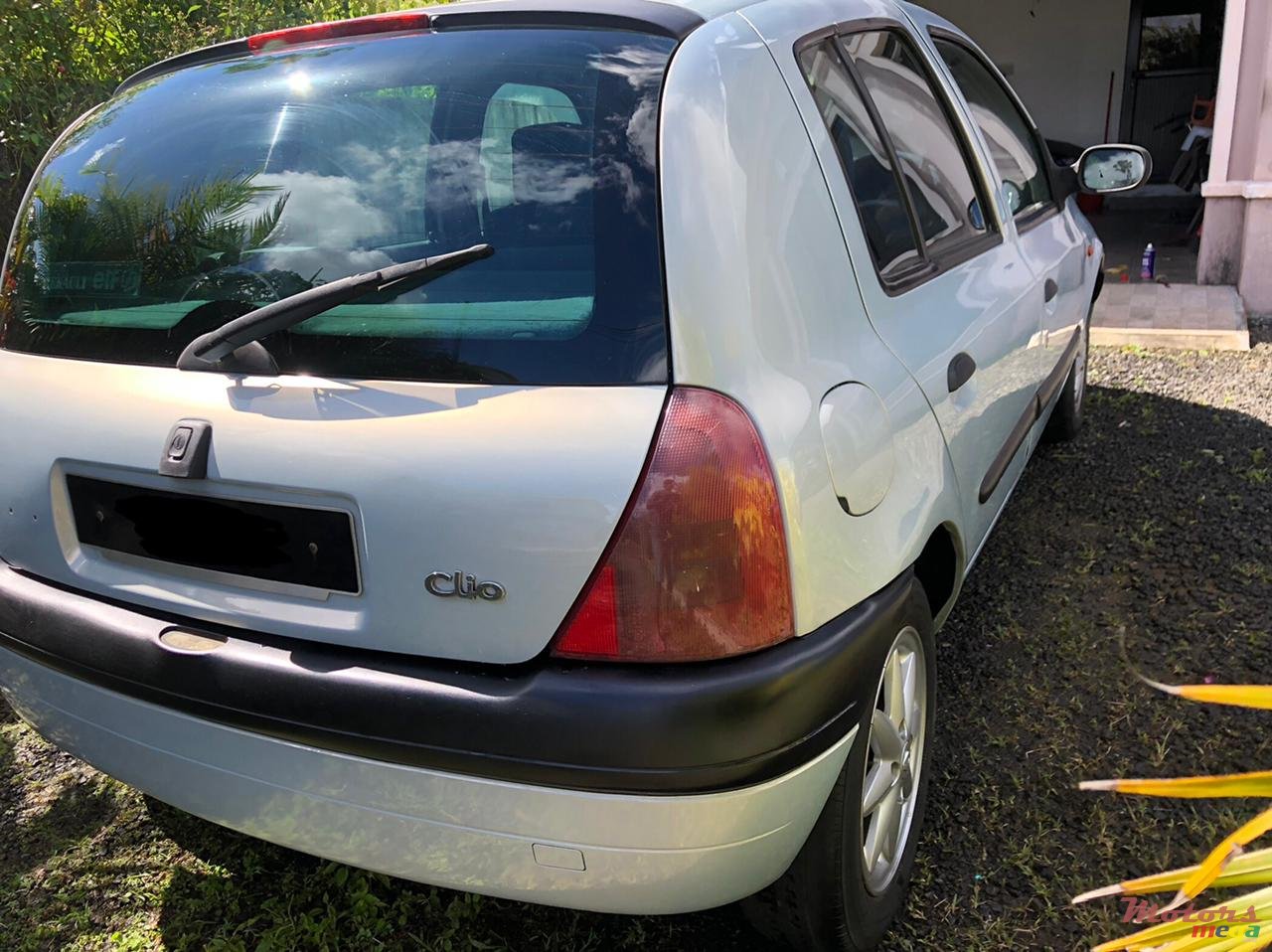 2002' Renault Clio photo #3