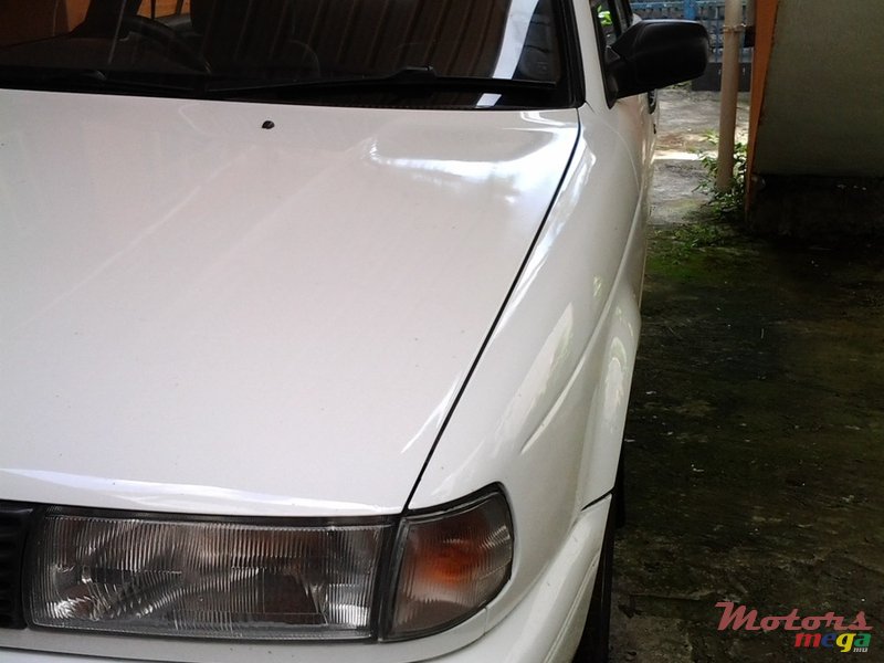 1990' Nissan Sunny B photo #1