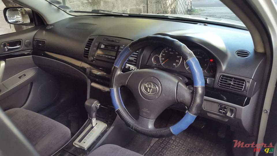 2003' Toyota photo #5