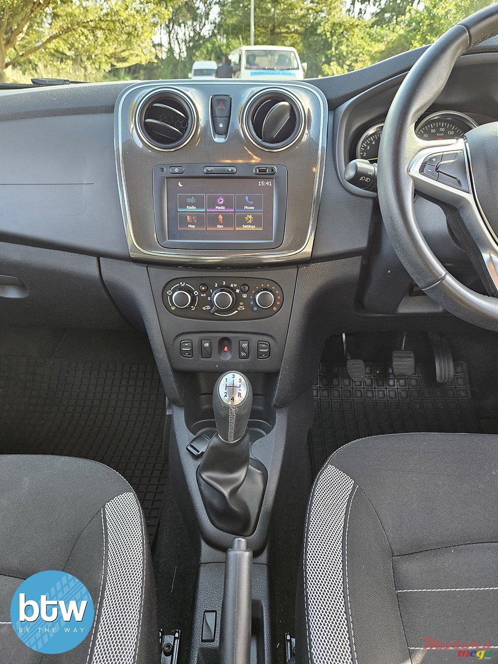 2018' Renault Sandero StepWay photo #6