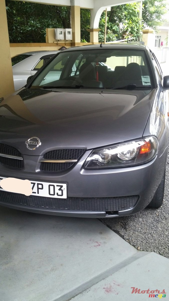 2003' Nissan Almera photo #1