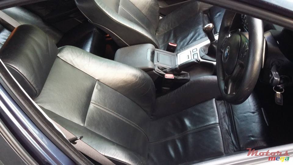 2002' BMW 525 photo #3