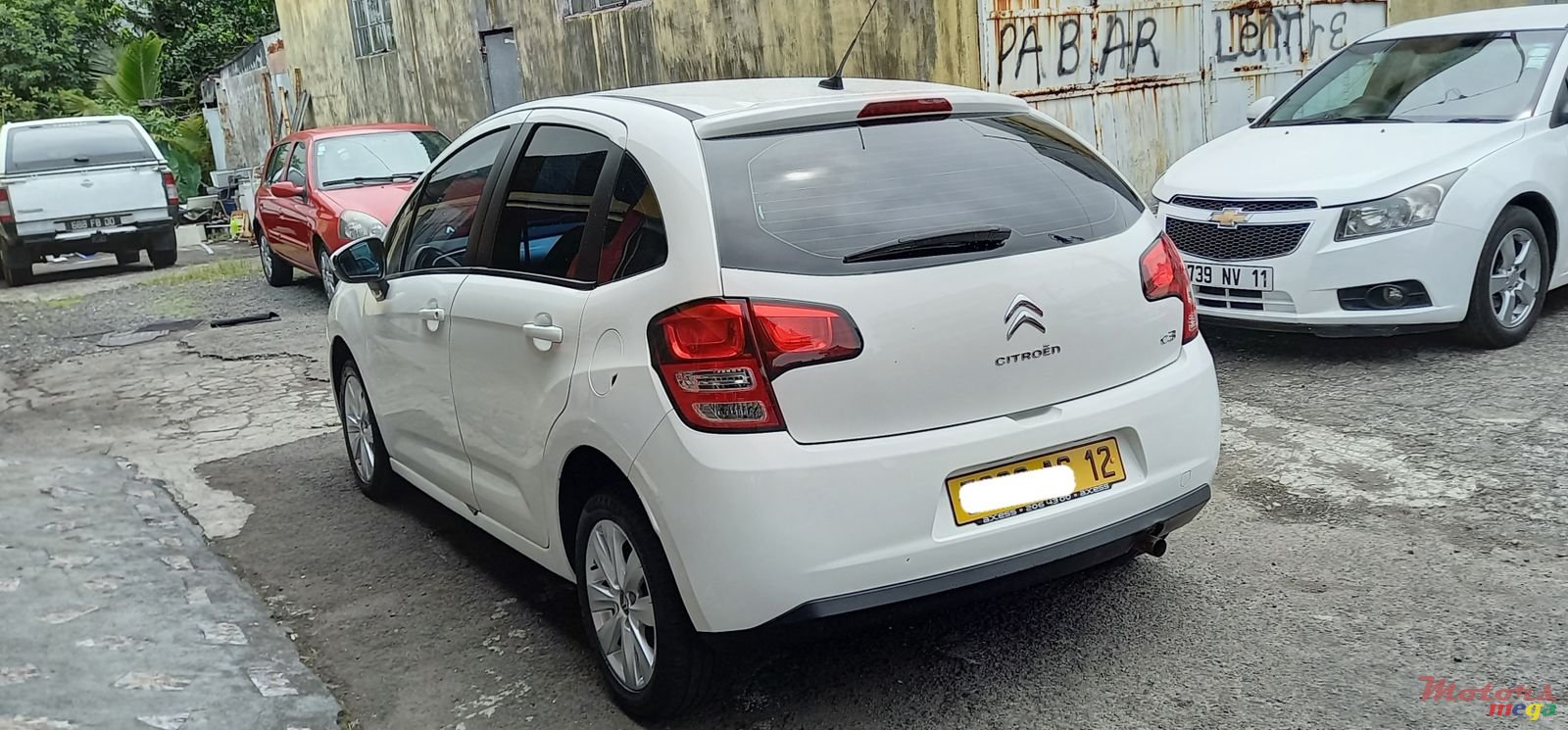 2012' Citroen C3 photo #3