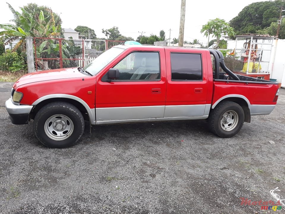 1999' Isuzu KB Series photo #2