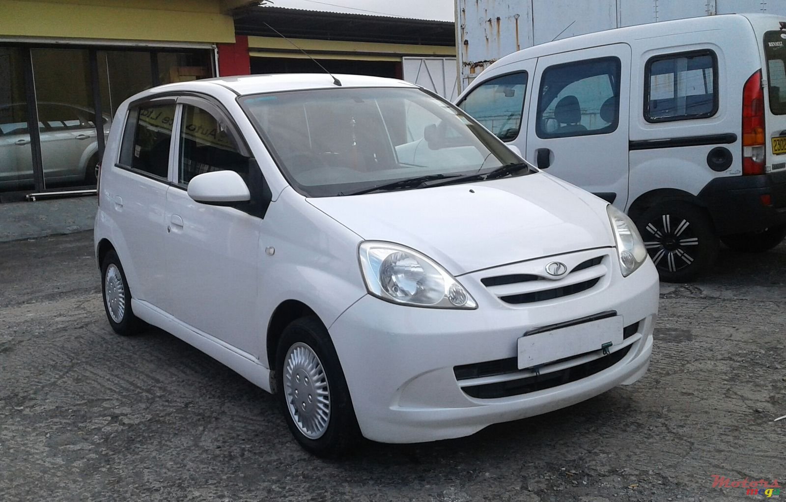 2010' Perodua Viva photo #1