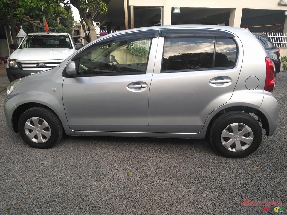 2013' Toyota Paseo photo #4