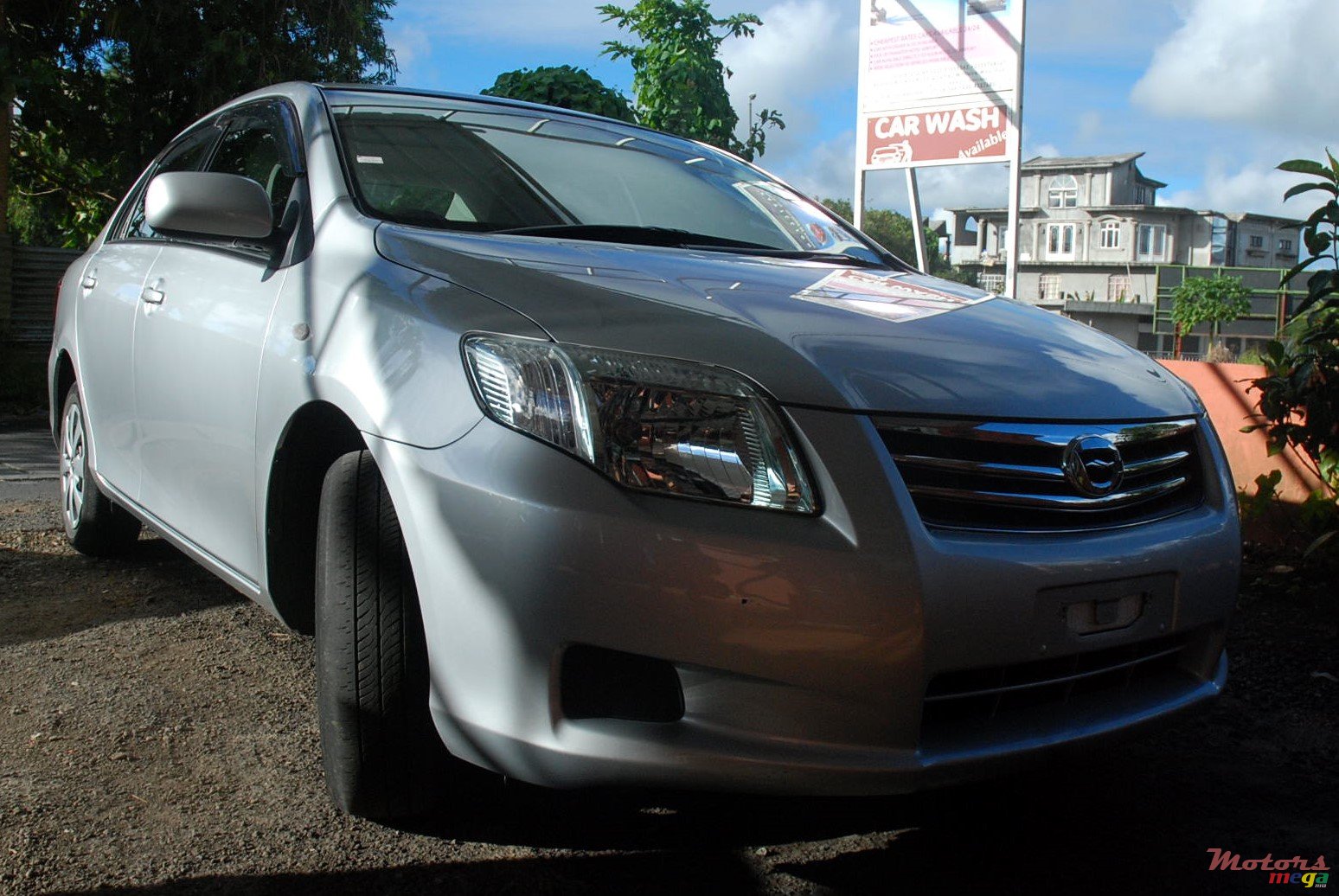 2011' Toyota Axio photo #2