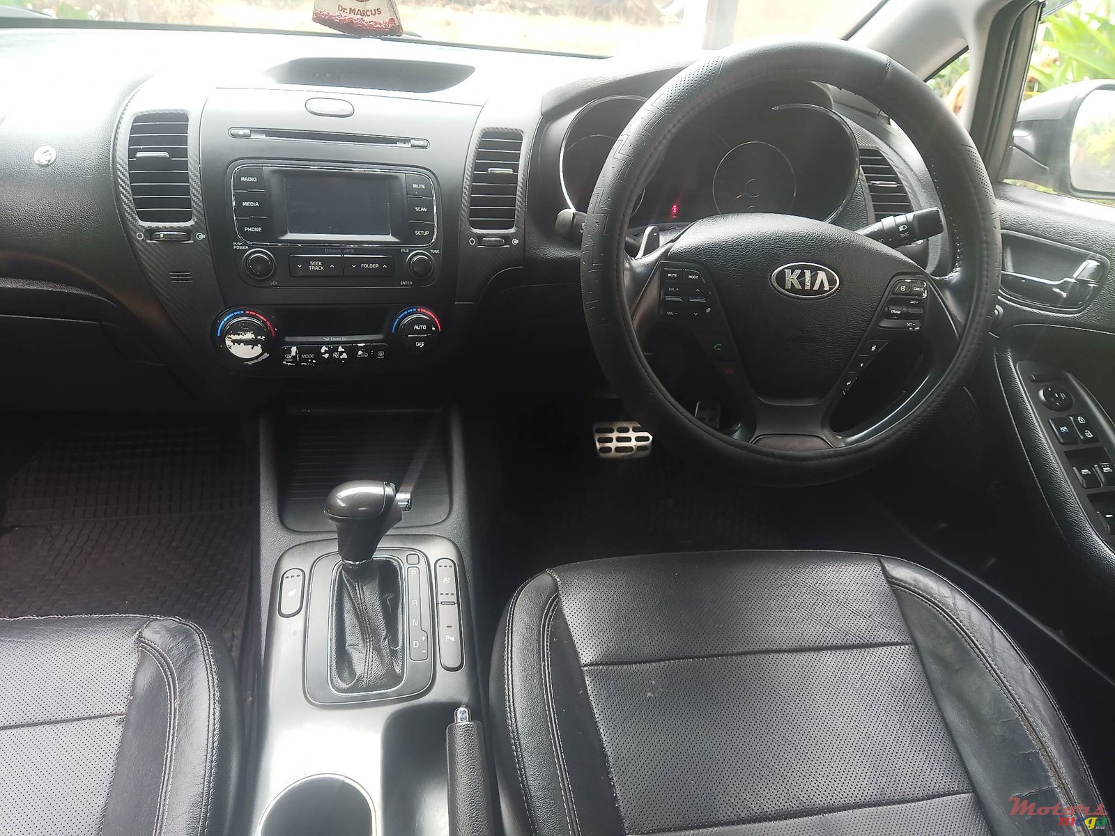 2015' Kia Cerato SX PACK AUTOMATIC photo #7