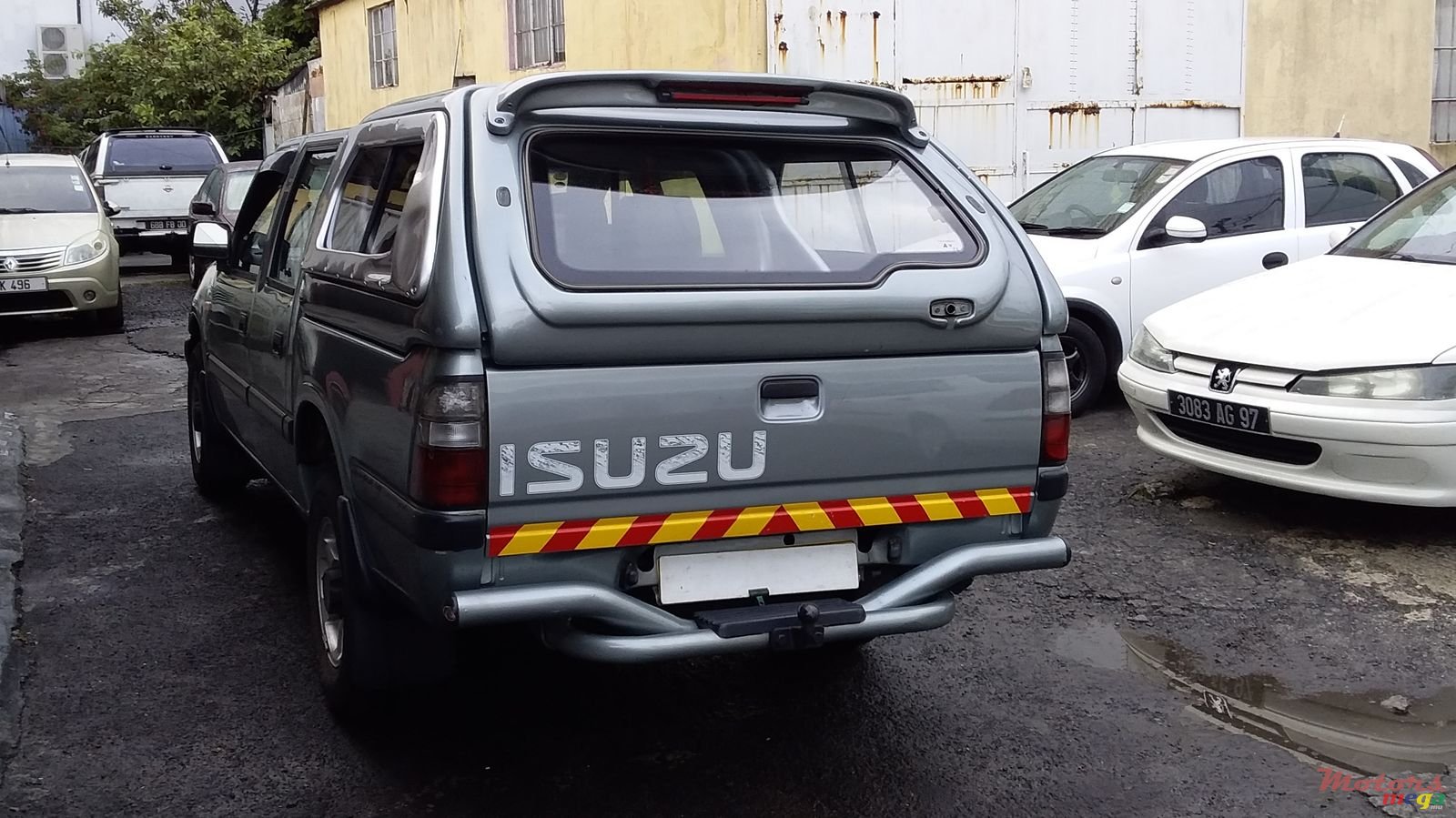 2002' Isuzu KB Series KB250 photo #1