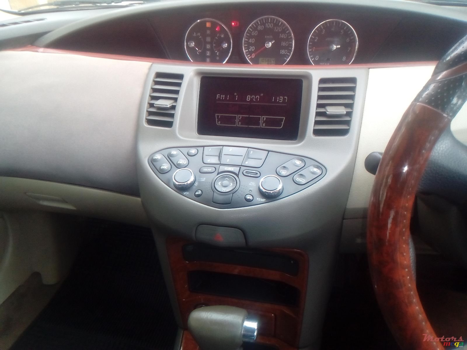 2006' Nissan Primera photo #3