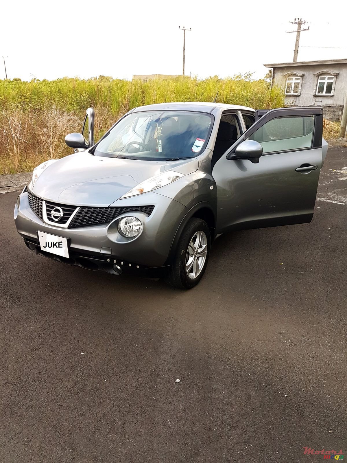 2011' Nissan Juke OPTION photo #2
