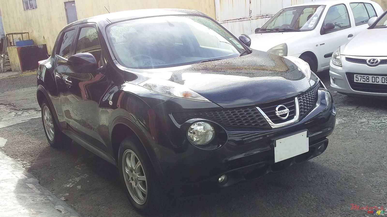 2012' Nissan Juke photo #2