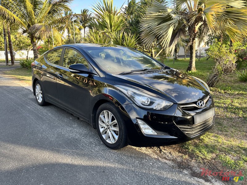 2015' Hyundai Elantra Limited photo #1