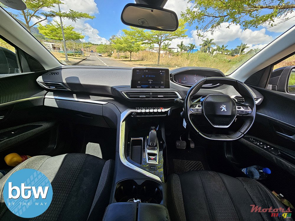 2017' Peugeot 3008 photo #7