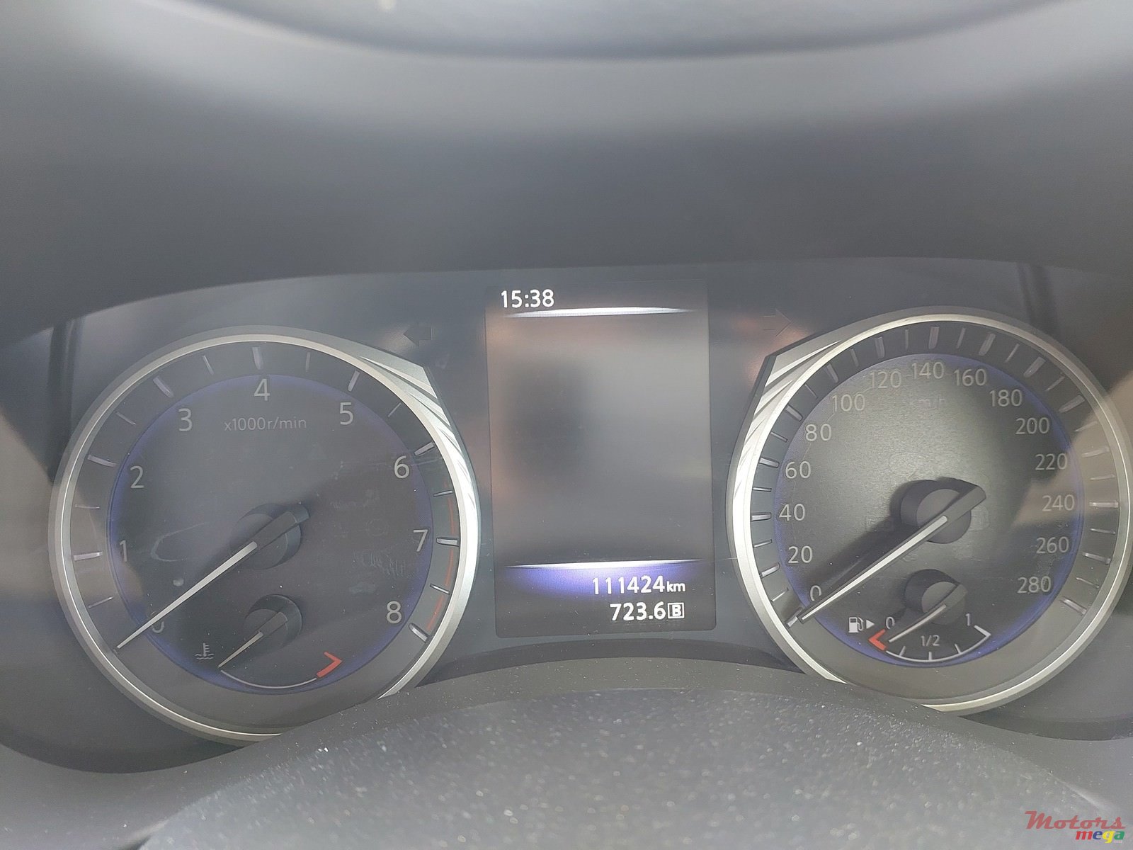 2017' Infiniti Q50 sport photo #7