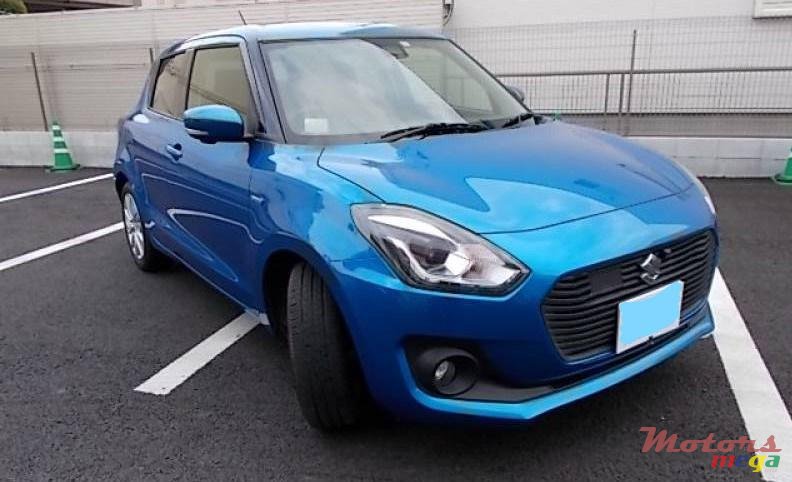 2017' Suzuki Swift photo #1