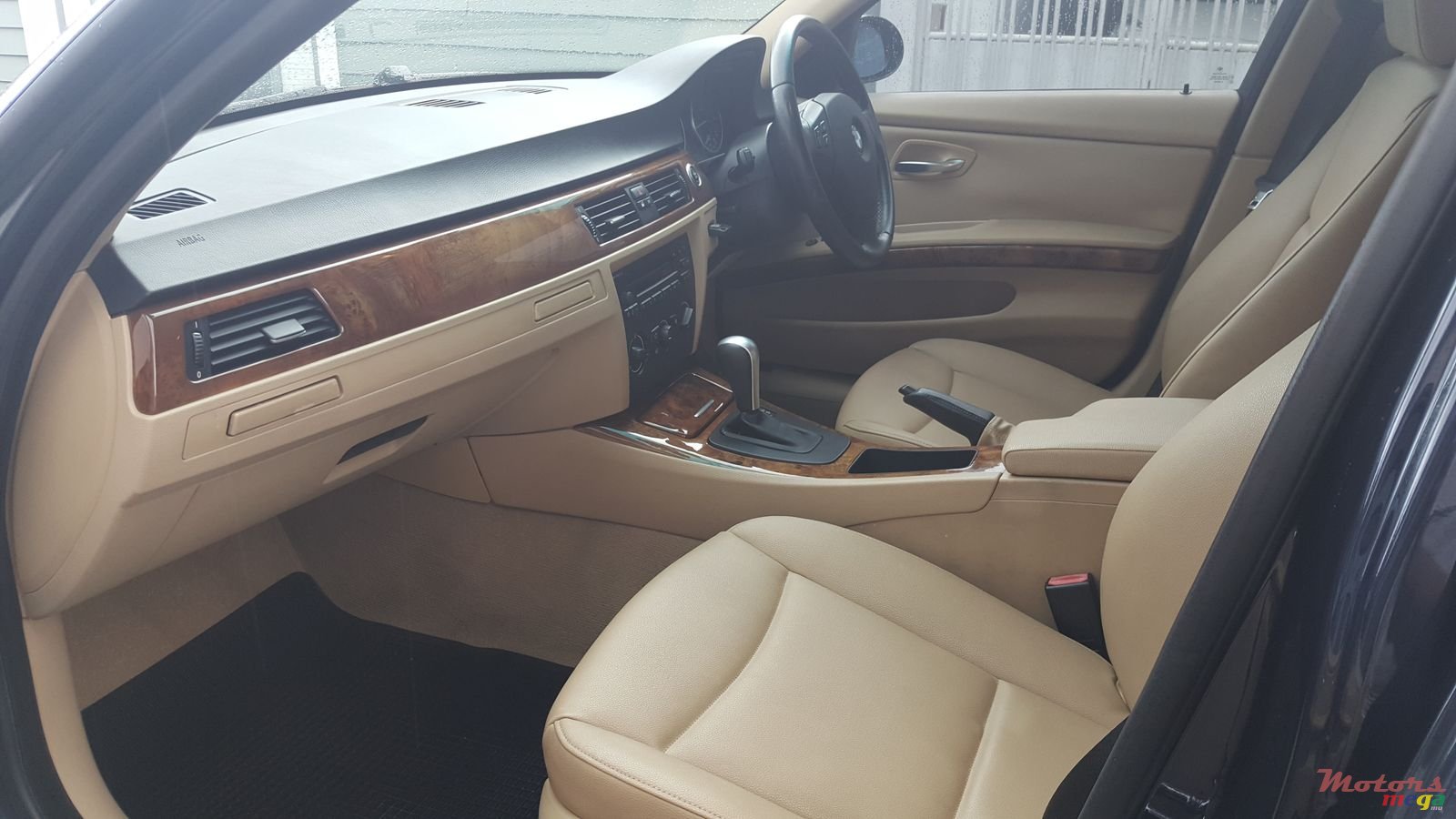 2006' BMW 320I photo #5