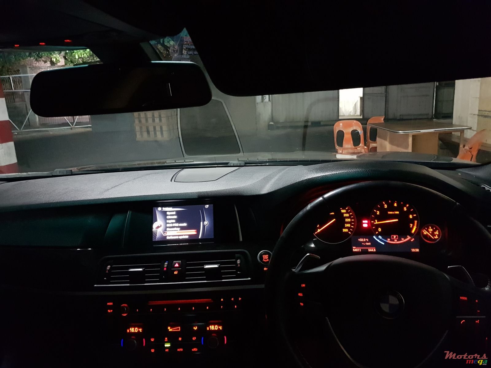 2015' BMW 520 photo #4