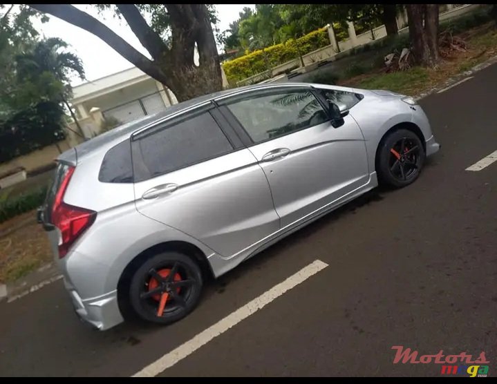 2016' Honda Fit photo #6