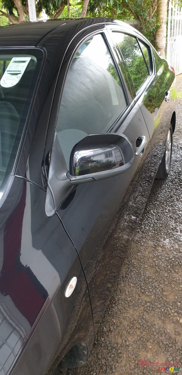 2016' Nissan Almera photo #2