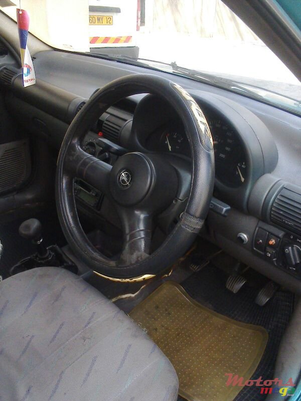 1994' Opel Corsa photo #4