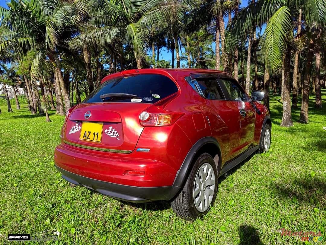2011' Nissan Juke photo #4
