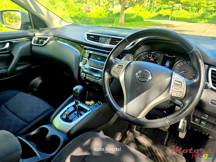 2017' Nissan Qashqai 1.2 Turbo photo #5