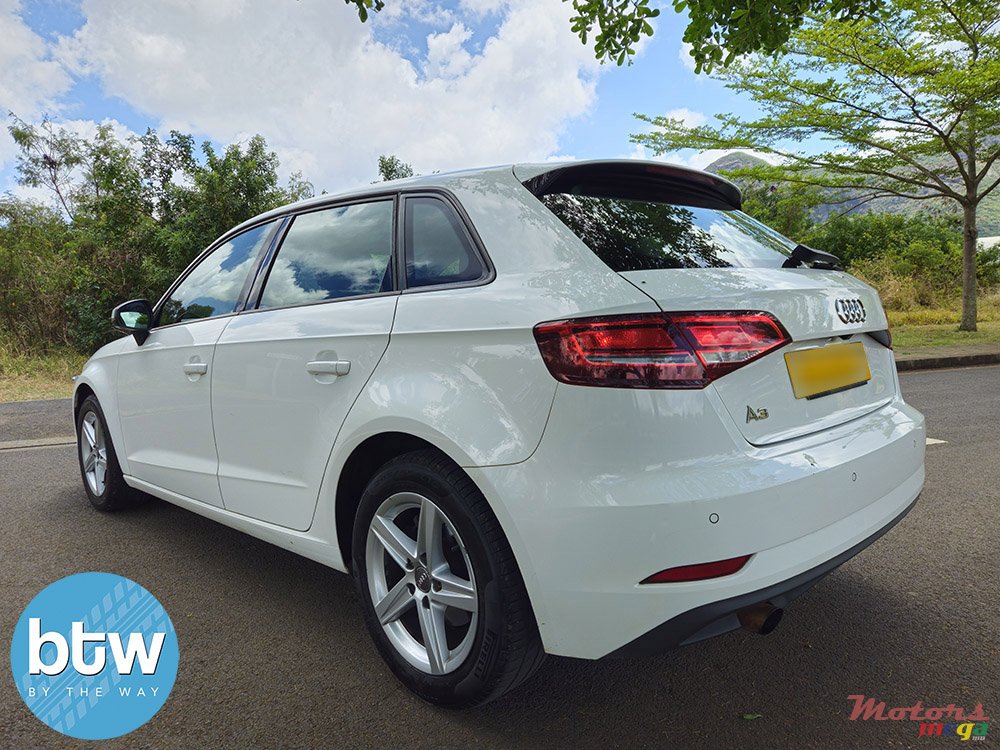 2018' Audi A3 photo #3