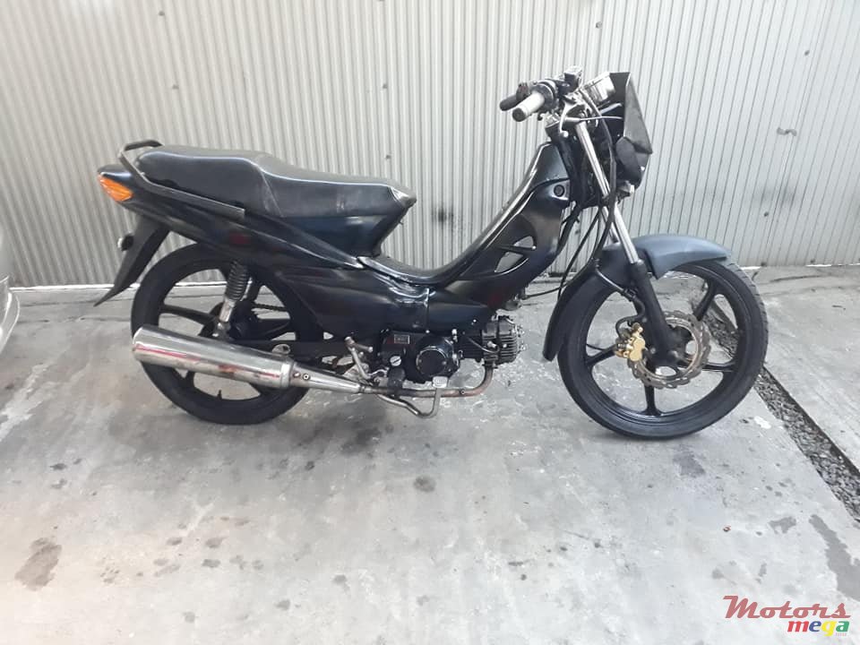 2011' Delta Fasaki photo #3