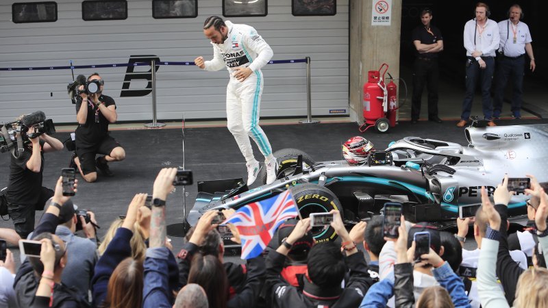 Lewis Hamilton wins the 2019 Chinese Grand Prix